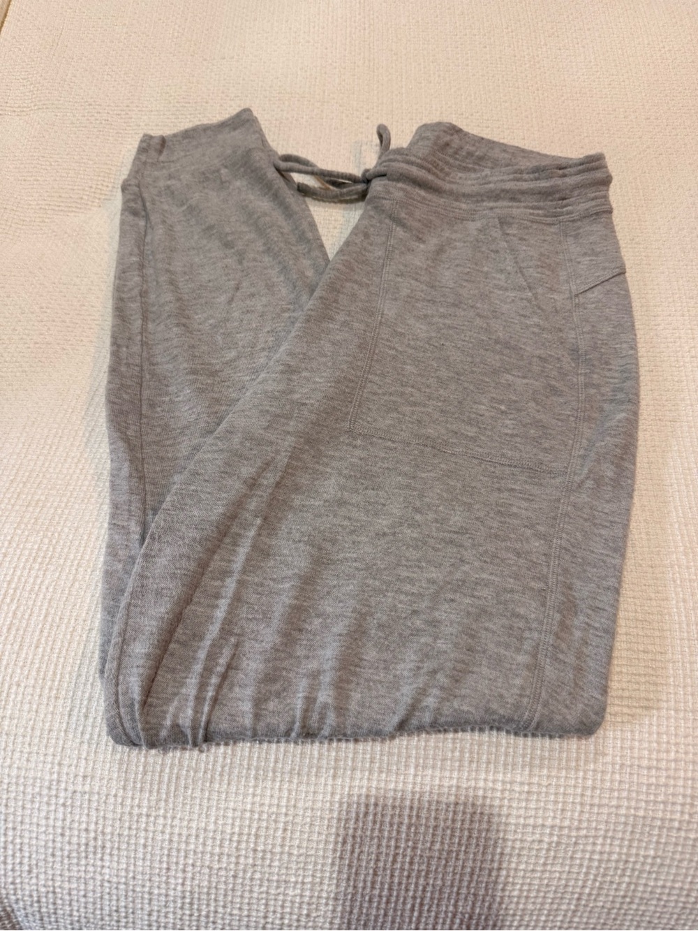 ALO Soho Sweatpant - Athletic, size M, Heather Grey